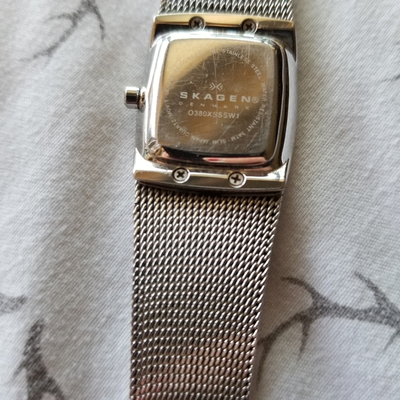 Skagen wrist watch silver link band - Picture 5 of 8